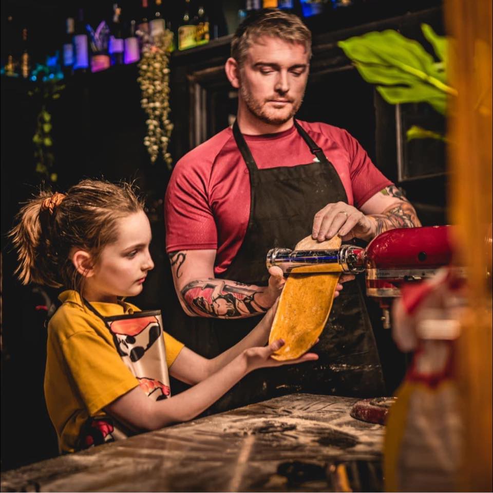 Holiday Friend Finder family travel connection app user testimonial image